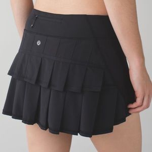 Lululemon run pace- setter skirt